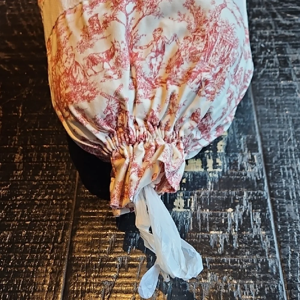 Vintage Elegant Red Cream Toile De Jouy 18 Inches Hanging Plastic Bag Holder